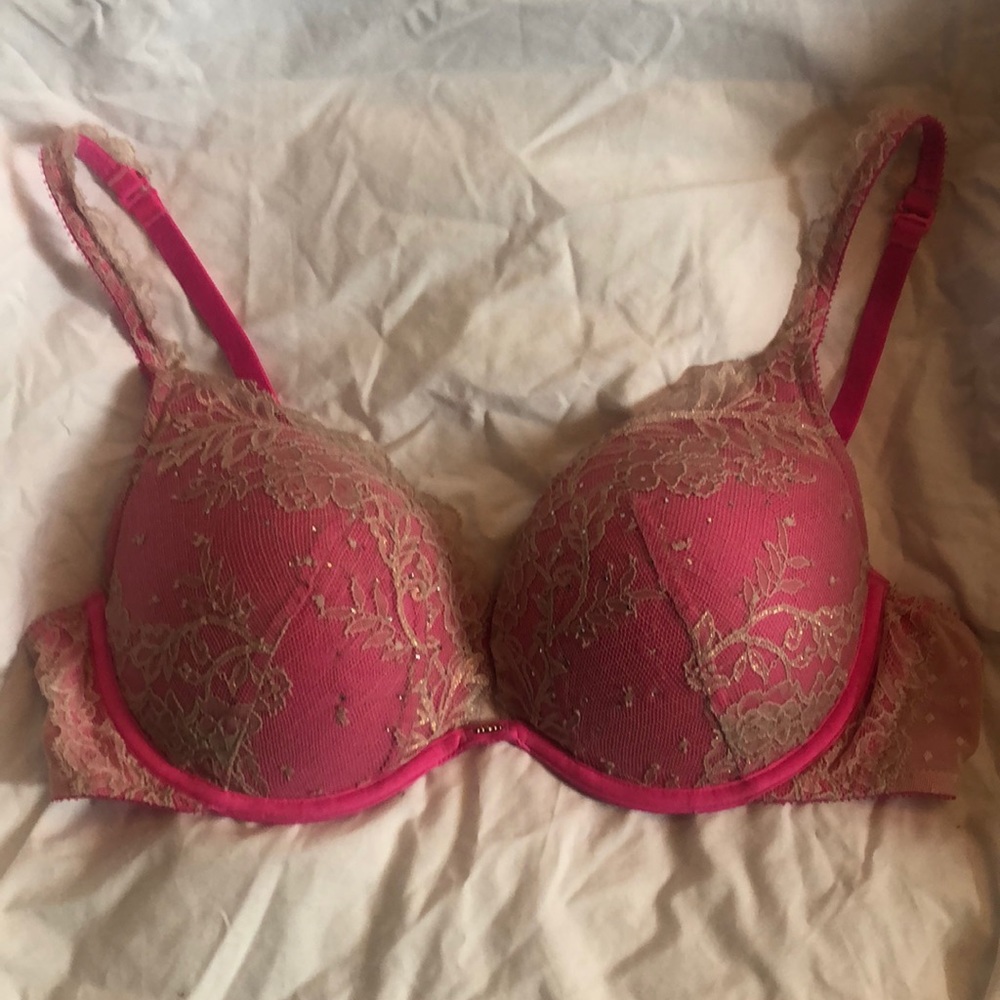 Victoria's Secret Pink Lace push up Bra 38C